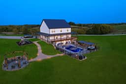 45 Castle Knoll Rd
