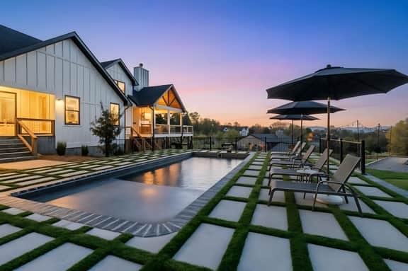 11 Ridge Glen Ln