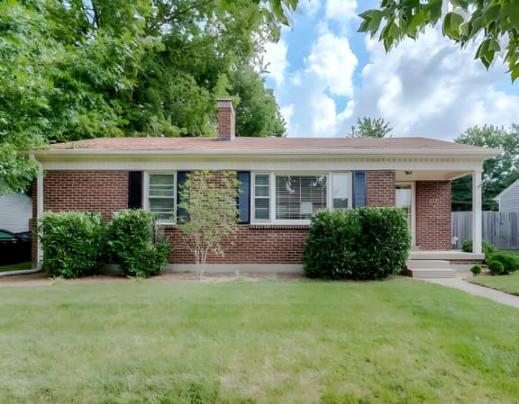617 Stratford Dr